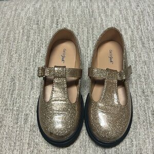 Toddler Wende Mary Jane Flats - Cat & Jack™
Rose Gold